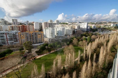 Apartamento T4 para Venda em Algés, Linda-A-Velha e Cruz Quebrada-Dafundo