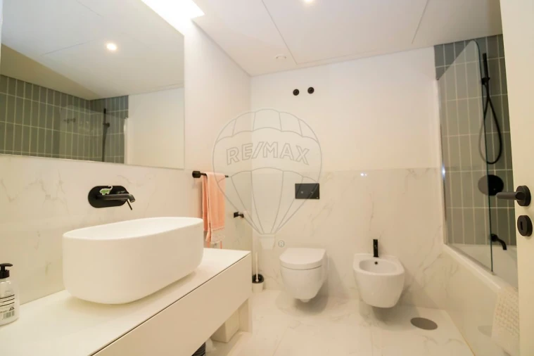 Apartamento T4 para Venda em Algés, Linda-A-Velha e Cruz Quebrada-Dafundo Foto 8