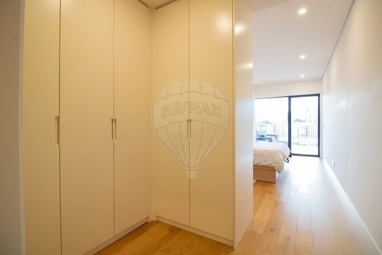 Apartamento T4 para Venda em Algés, Linda-A-Velha e Cruz Quebrada-Dafundo Foto 14