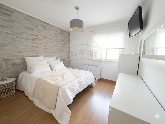 Apartamento T2 para Venda em Santa Clara Foto 16