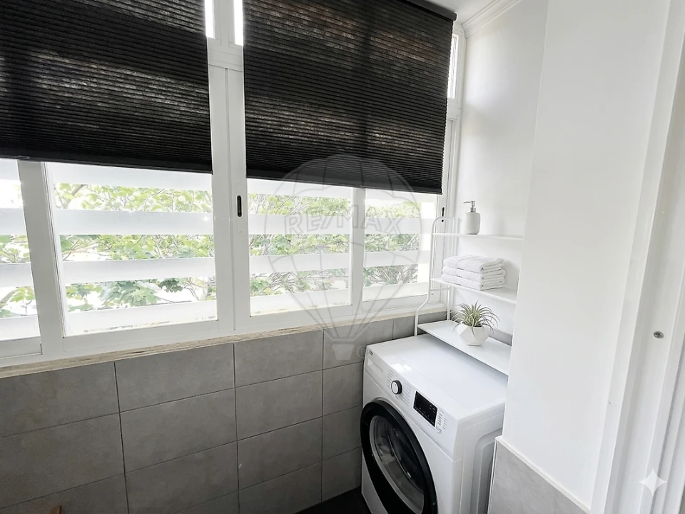 Apartamento T2 para Venda em Santa Clara Foto 2