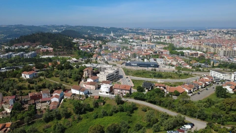 Moradia T1 para Venda em Santo Antonio dos Olivais
