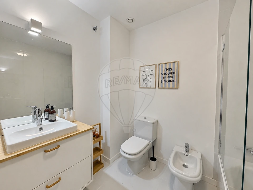Apartamento T1 para Arrendamento em Lordelo do Ouro e Massarelos Foto 5