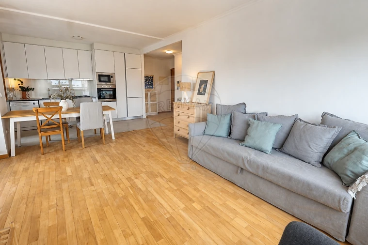 Apartamento T1 para Arrendamento em Lordelo do Ouro e Massarelos Foto 18