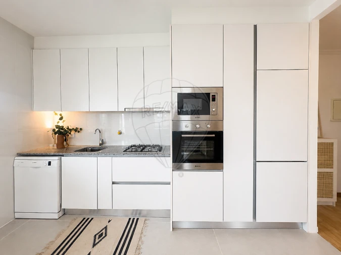 Apartamento T1 para Arrendamento em Lordelo do Ouro e Massarelos Foto 6