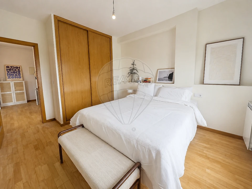 Apartamento T1 para Arrendamento em Lordelo do Ouro e Massarelos Foto 3