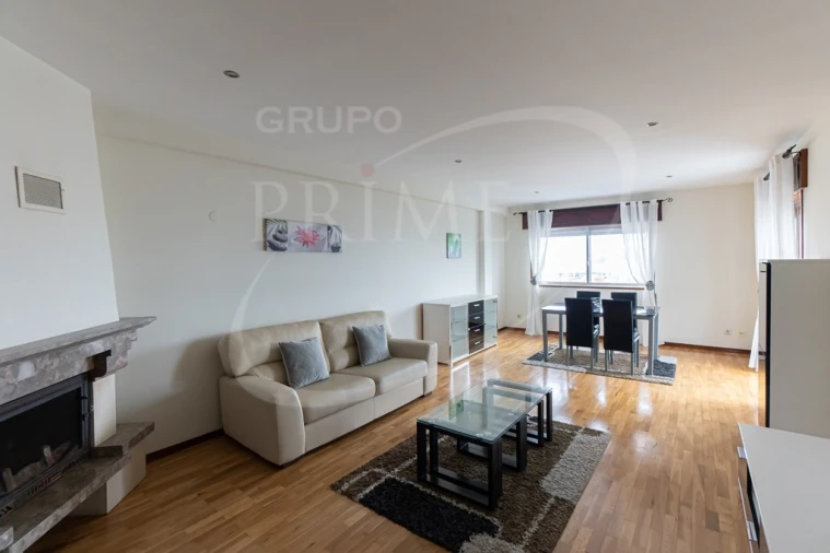 Apartamento T3 para Arrendamento em Canidelo Foto 5