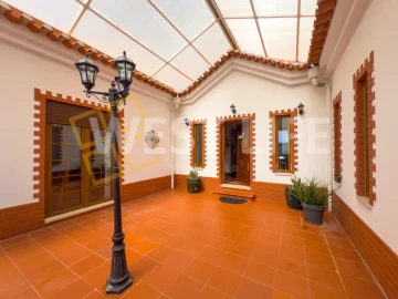 Moradia T4 para Venda em Mafra