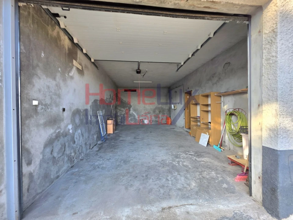 Moradia T4 para Venda em Castro Daire Foto 28