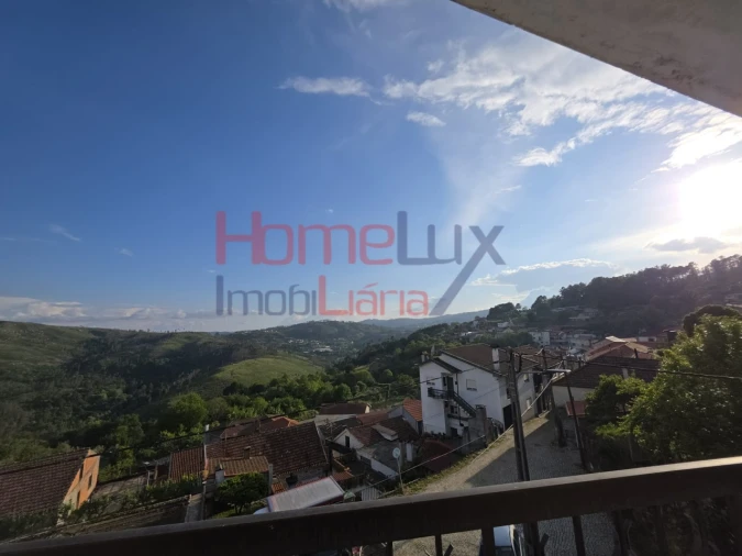 Moradia T4 para Venda em Castro Daire Foto 22