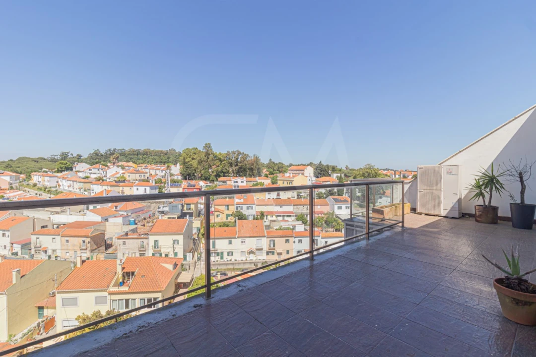Apartamento T5 para Venda em Ajuda Foto 14