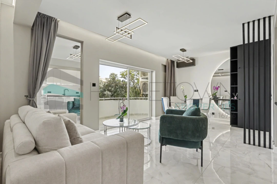 Apartamento T3 para Venda em Quarteira Foto 9