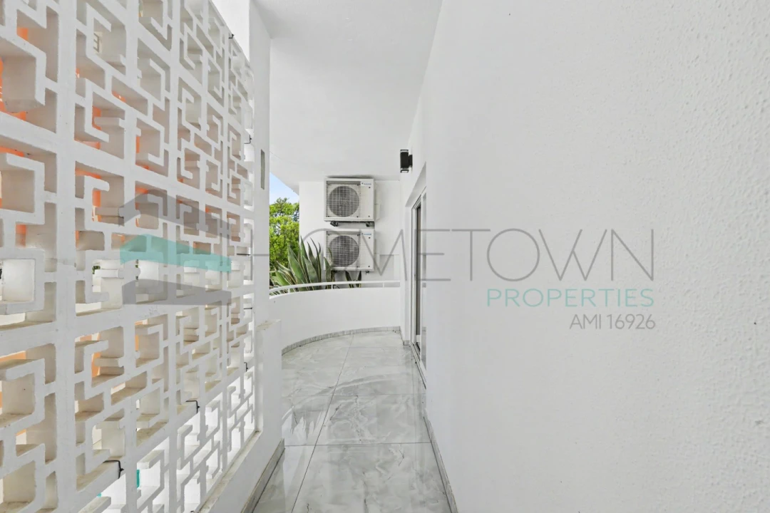 Apartamento T3 para Venda em Quarteira Foto 25