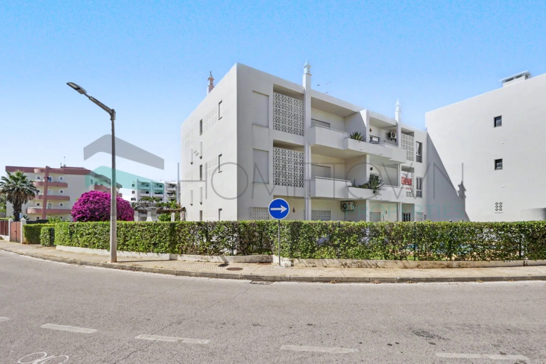 Apartamento T3 para Venda em Quarteira Foto 28
