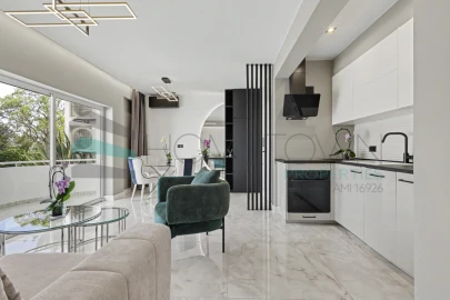 Apartamento T3 para Venda em Quarteira