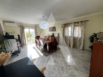Moradia T4 para Venda em Oliveirinha
