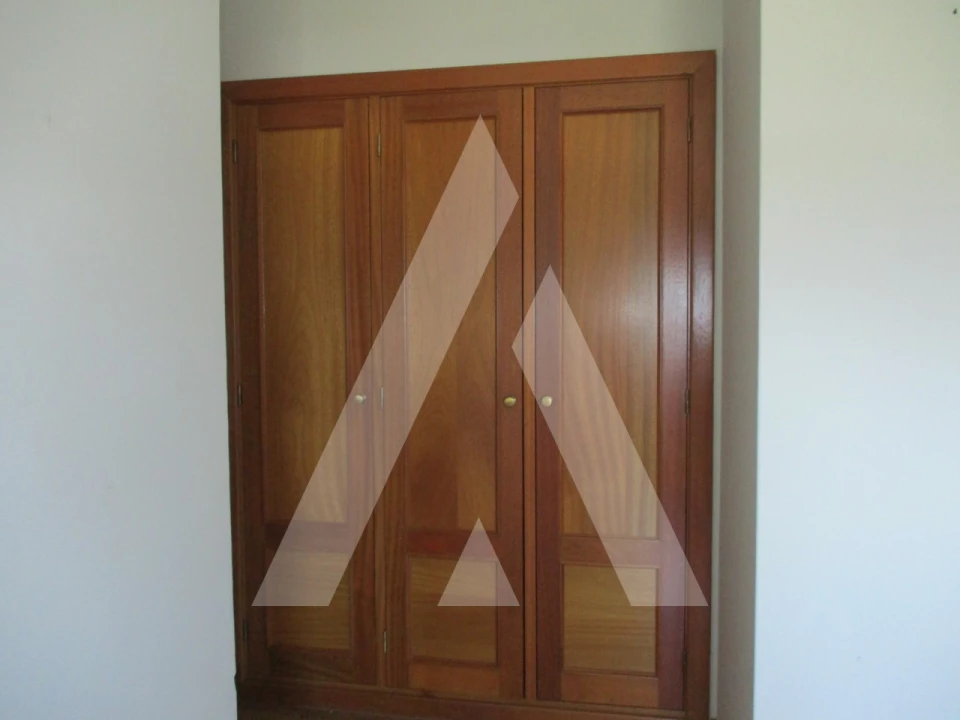 Apartamento T3 para Arrendamento em Oliveira do Bairro Foto 13