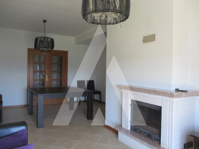 Apartamento T3 para Arrendamento em Oliveira do Bairro Foto 2