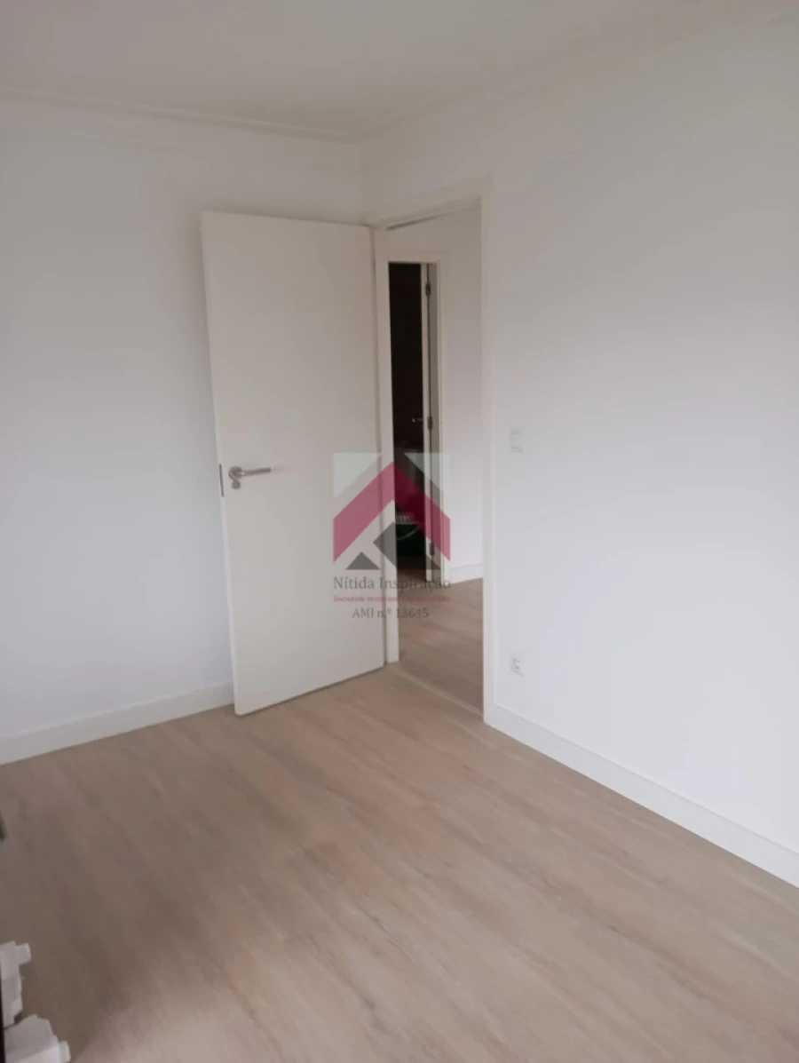 Apartamento T2 para Venda em Rio Tinto Foto 9