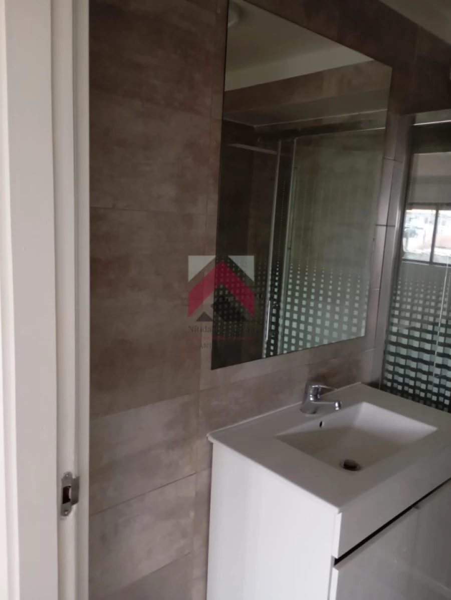 Apartamento T2 para Venda em Rio Tinto Foto 12