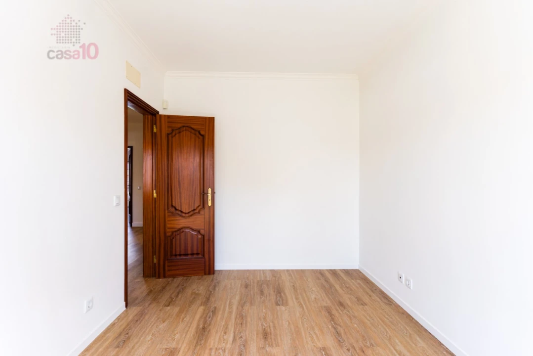 Moradia T5 para Venda em Alcochete Foto 37