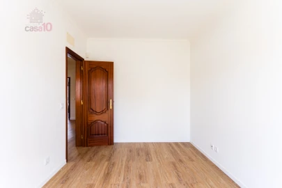Moradia T5 para Venda em Alcochete