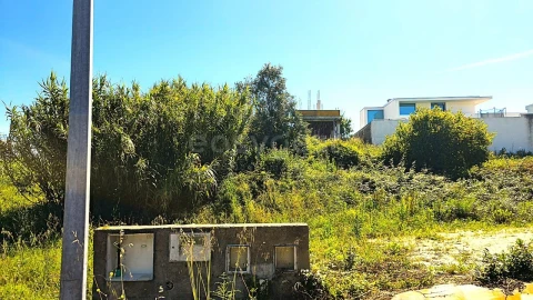 Terreno para Venda em Torres Novas (Santa Maria, Salvador e Santiago)