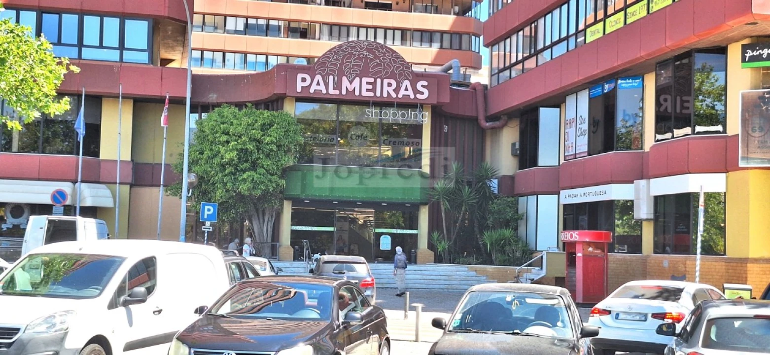 Loja para Venda em Oeiras e São Julião da Barra, Paço de Arcos e Caxias Foto 1