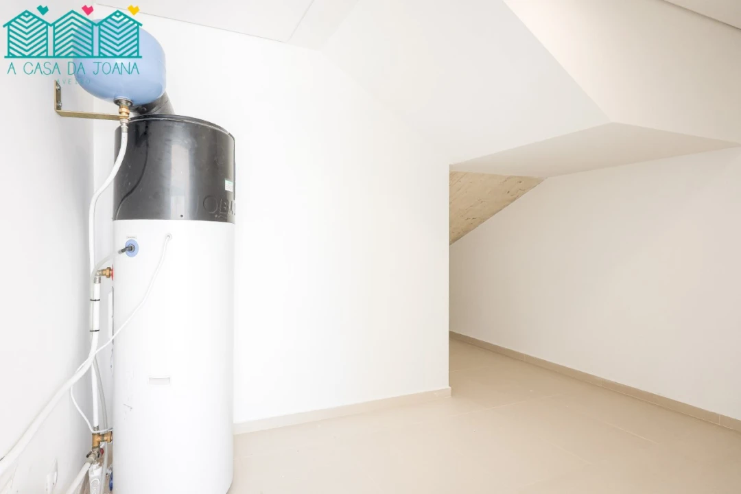 Apartamento T2 para Arrendamento em Aradas Foto 12