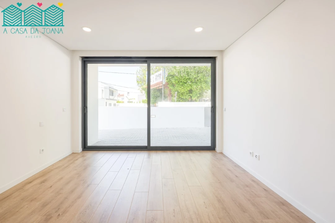 Apartamento T2 para Arrendamento em Aradas Foto 22