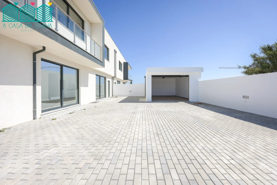 Apartamento T2 para Arrendamento em Aradas Foto 27