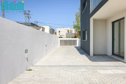 Apartamento T2 para Arrendamento em Aradas