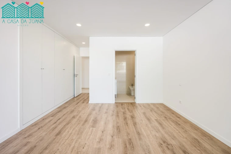 Apartamento T2 para Arrendamento em Aradas Foto 23
