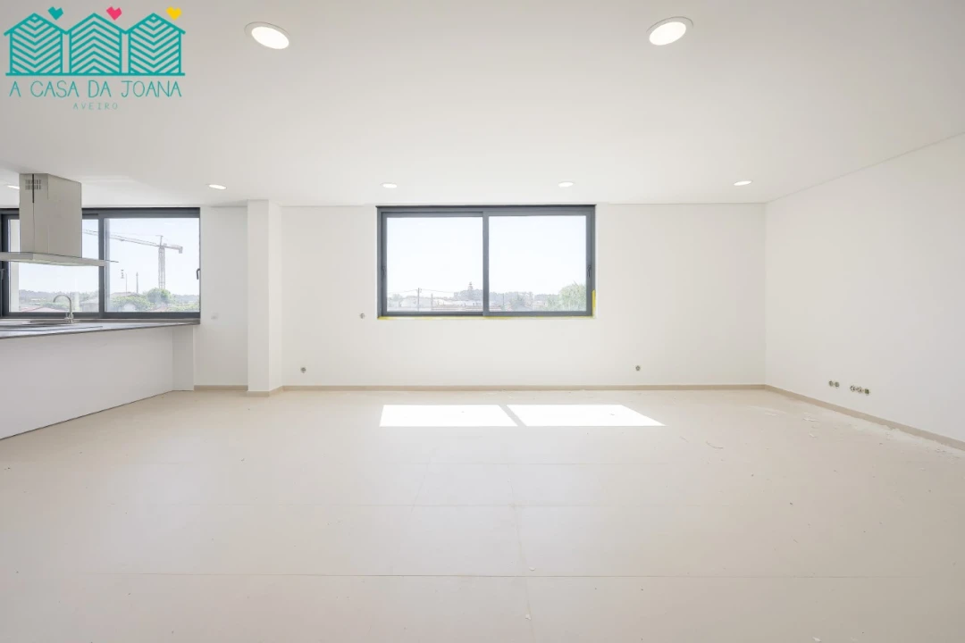 Apartamento T3 para Arrendamento em Aradas Foto 10