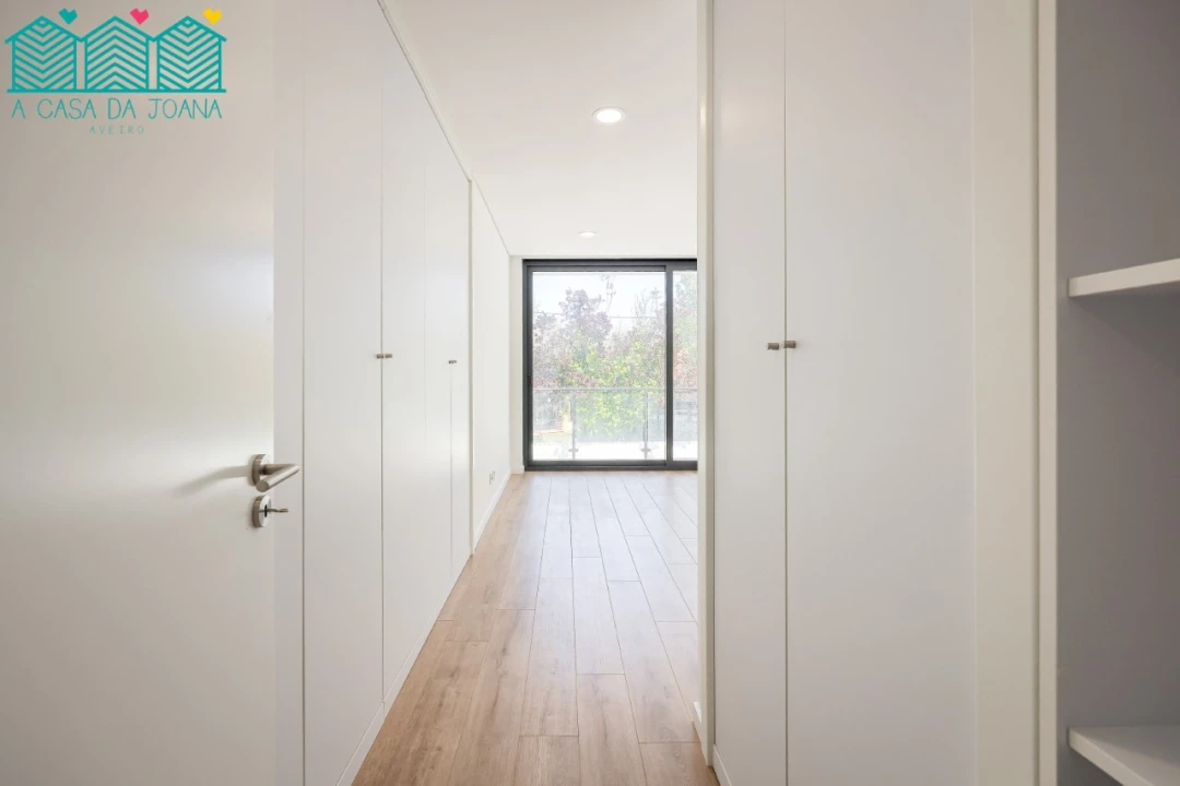 Apartamento T3 para Arrendamento em Aradas Foto 23