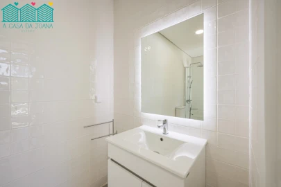 Apartamento T3 para Arrendamento em Aradas