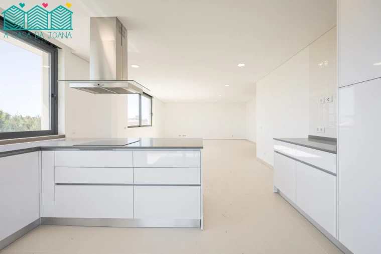 Apartamento T3 para Arrendamento em Aradas Foto 5