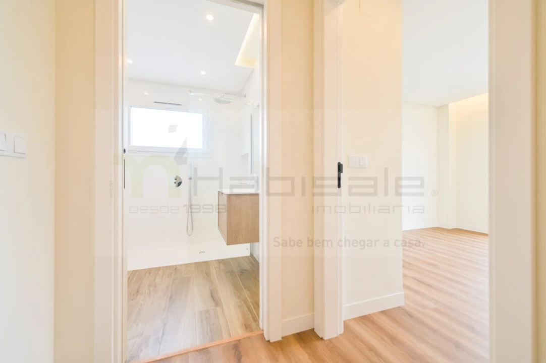 Apartamento T3 para Venda em São Domingos de Rana Foto 30