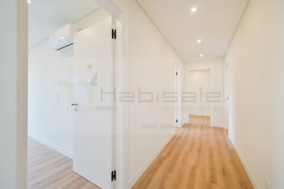 Apartamento T3 para Venda em São Domingos de Rana