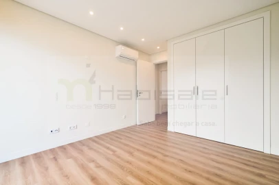 Apartamento T3 para Venda em São Domingos de Rana