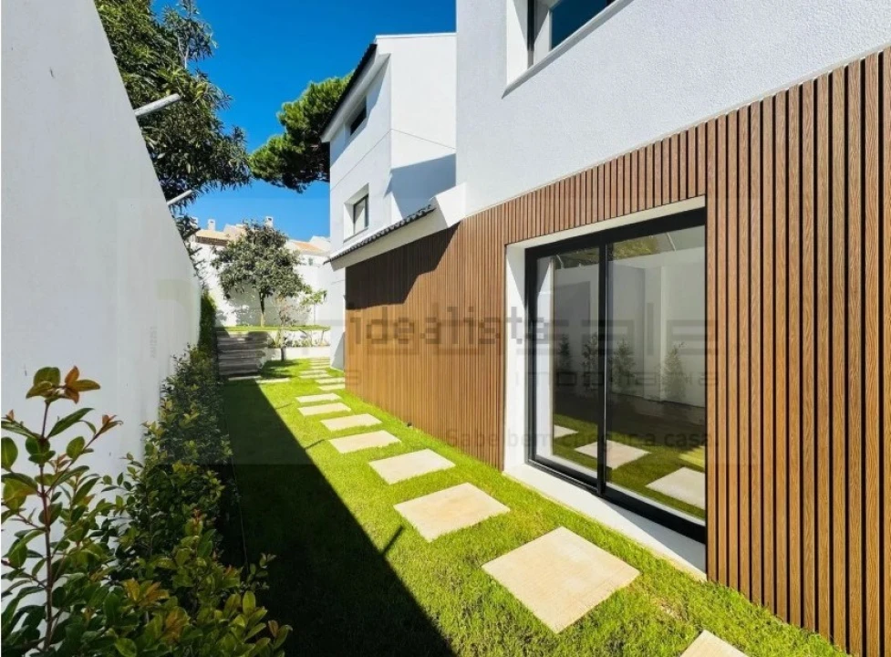 Moradia T5 para Venda em Cascais e Estoril Foto 3