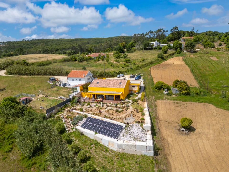 Moradia T2 para Venda em Cela Foto 39