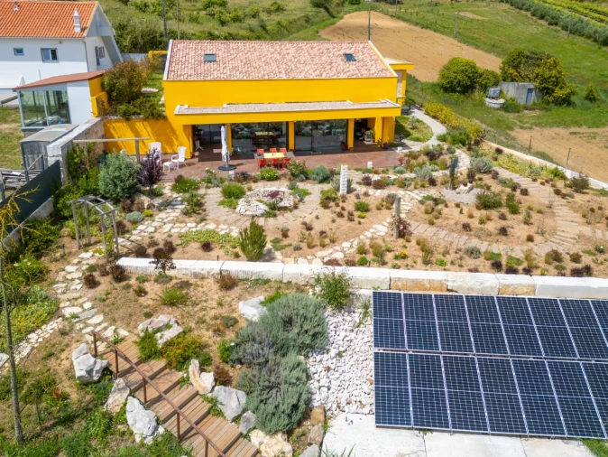 Moradia T2 para Venda em Cela Foto 40