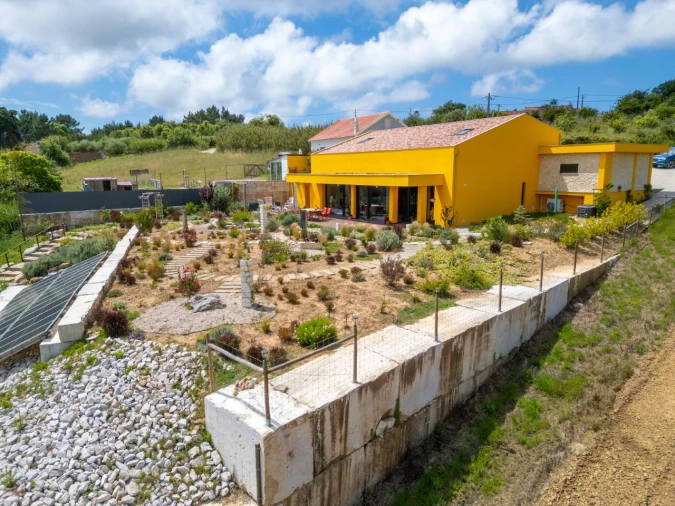 Moradia T2 para Venda em Cela Foto 43