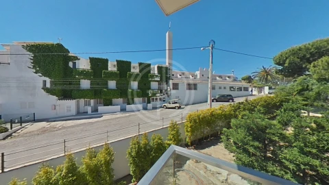 Quinta T2 para Venda em Albufeira e Olhos de Água
