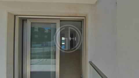 Moradia T1 para Venda em Albufeira e Olhos de Água