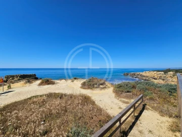 Quinta T2 para Venda em Albufeira e Olhos de Água