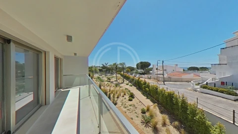 Quinta T2 para Venda em Albufeira e Olhos de Água