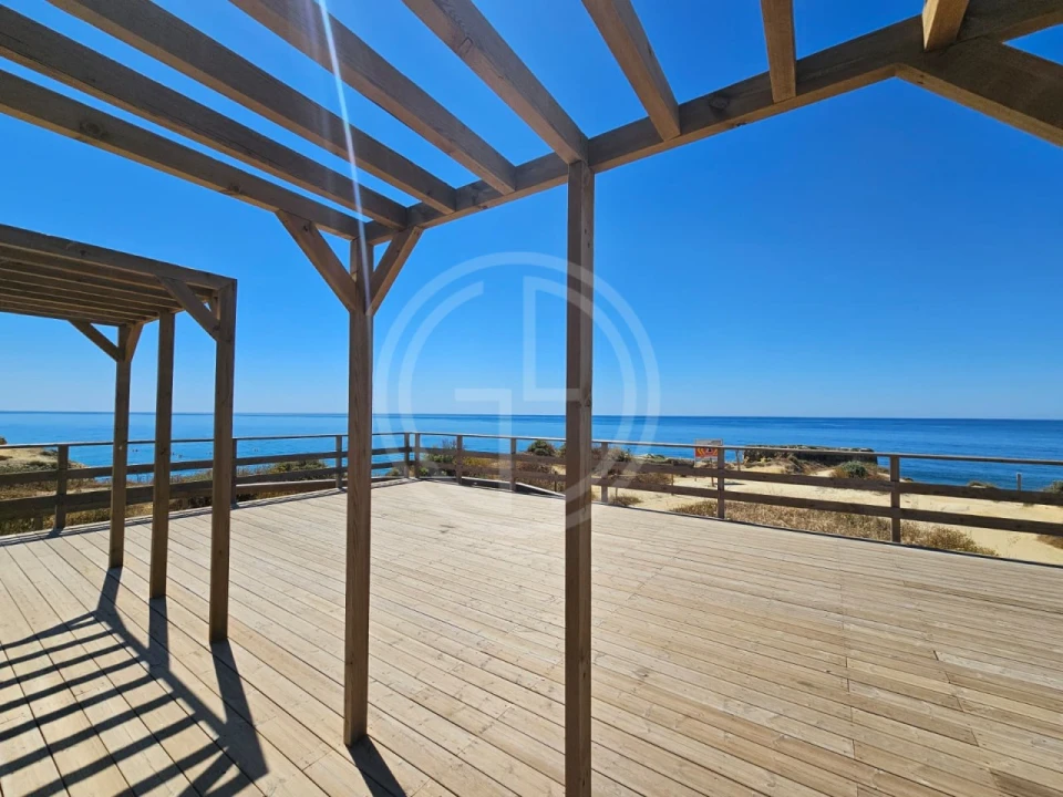 Moradia T1 para Venda em Albufeira e Olhos de Água Foto 11