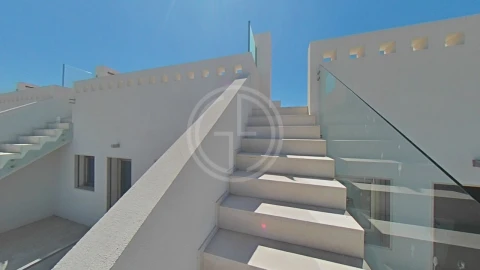 Moradia T1 para Venda em Albufeira e Olhos de Água